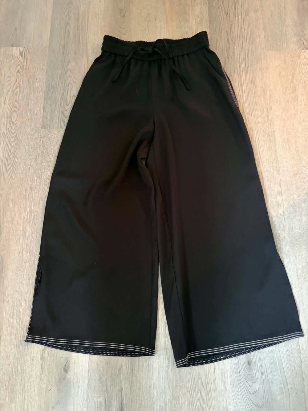 Amanda Green Black Wide-Leg Culotte Palazzo Pants Contrast Stitching Luxury Chic - Picture 3 of 4